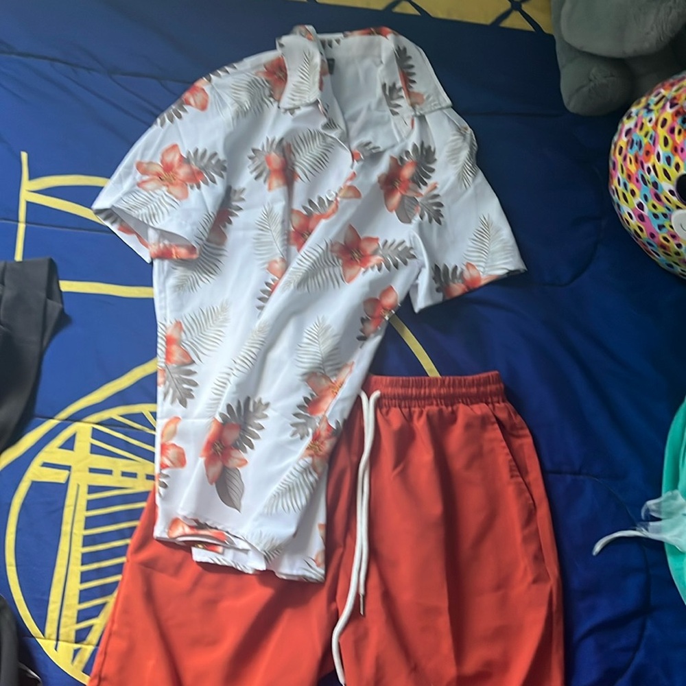 SHEIN men’s Hawaiian outfit